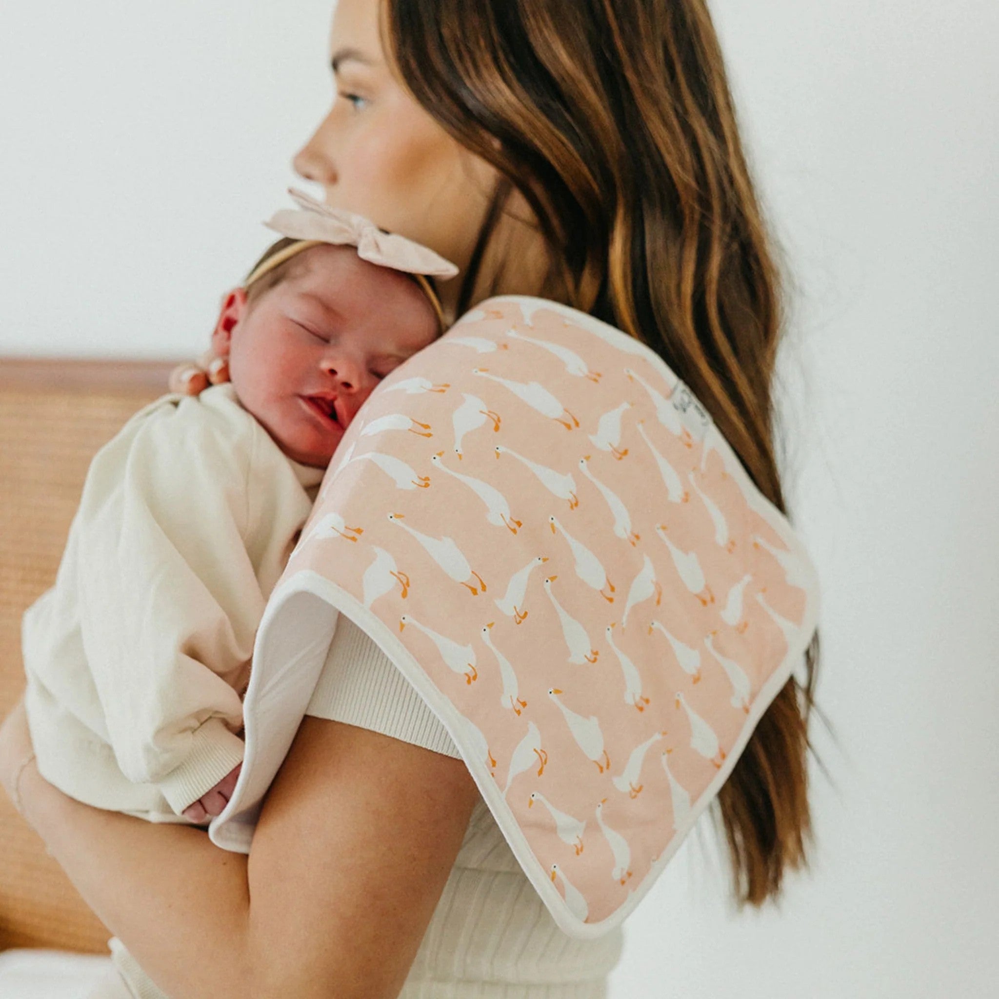 burp cloth with goosies on it