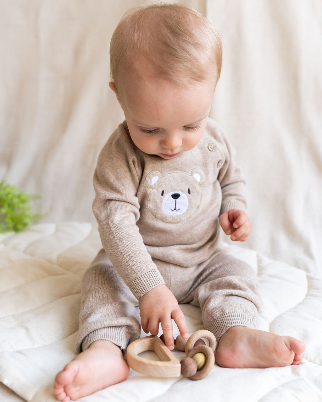 Elevating Your Baby and Toddler’s Wardrobe: From Newborn to Toddlerhood