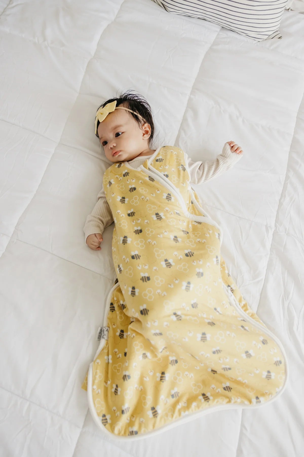 Cozy bumblebee sleep sack with cute print