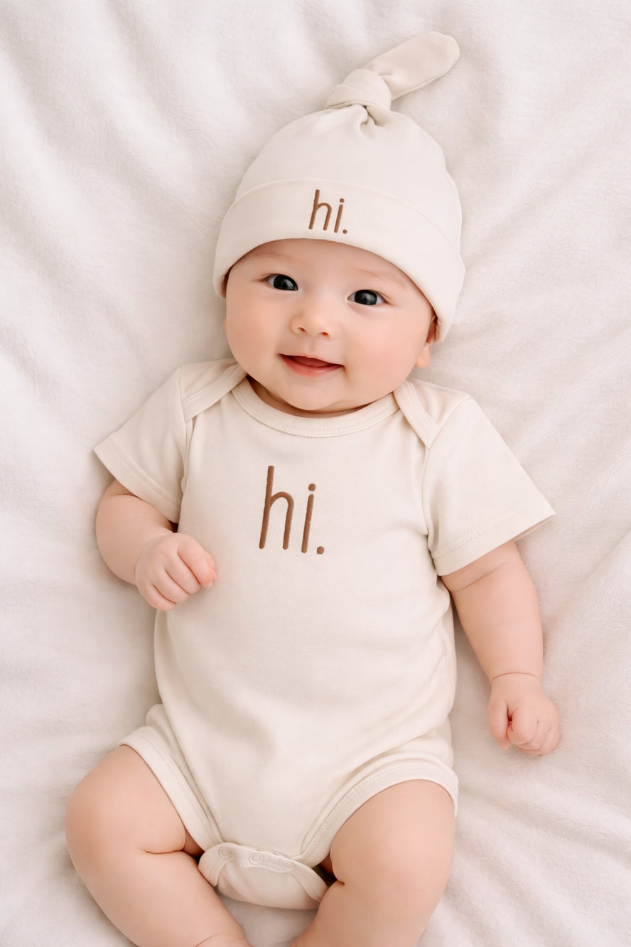 gender neutral newborn baby hospital outfit